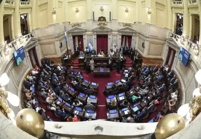 CON 46 VOTOS A FAVOR, 25 EN CONTRA Y UNA ABSTENCIÓN, EL SENADO APROBÓ EL PRESUPUESTO 2026