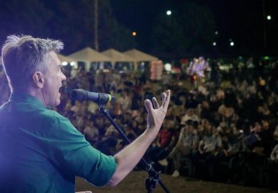 BASAIL: EL GOBERNADOR ZDERO ACOMPAÑÓ LA FIESTA DE LA BUENA MIEL Y DESTACÓ EL POTENCIAL PRODUCTIVO DEL CHACO