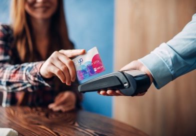 Nueva promoción de Tuya para comprar en cuotas con descuentos en Sarmiento Shopping