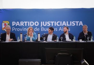 Kicillof asumió en el PJ bonaerense y se lanza una campaña de afiliaciones
