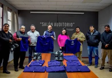 Fontana: Entrega de Indumentaria al personal de Obras y Servicios Públicos