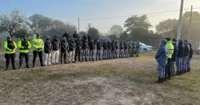 Desaparición del joven de 21 años: Megaoperativo en Fontana para encontrar a Axel con drones, perros y más de diez divisiones