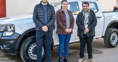 La Municipalidad de Fontana sigue creciendo e incorpora camioneta a su parque automotor.