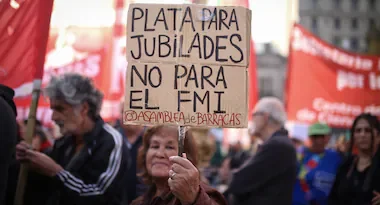 Megaoperativo policial en Congreso por la marcha de jubilados acompañada por la CGT