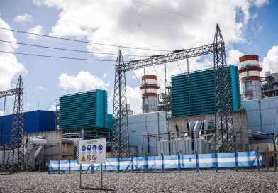 El Gobierno adjudicó obras para reforzar el sistema eléctrico en 7 provincias y evitar futuros cortes de luz