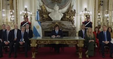 Milei anunció la reforma a la Carta Orgánica del BCRA: shutdown e incentivos para el dólar colchón