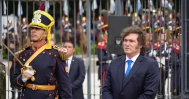 En la Plaza San Martín, donde está el Monumento al Libertador, Milei encabezará el acto por el Paso a la Inmortalidad de José de San Martín En la Plaza San Martín, donde está el Monumento al Libertador, Milei encabezará el acto por el Paso a la Inmortalidad de José de San Martín