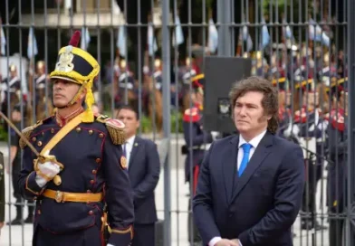 En la Plaza San Martín, donde está el Monumento al Libertador, Milei encabezará el acto por el Paso a la Inmortalidad de José de San Martín En la Plaza San Martín, donde está el Monumento al Libertador, Milei encabezará el acto por el Paso a la Inmortalidad de José de San Martín