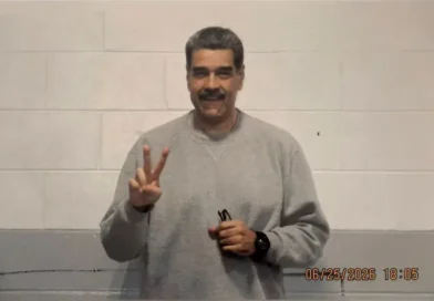 Maduro reapareció desde la cárcel con fotos y un mensaje de «amor y esperanza»