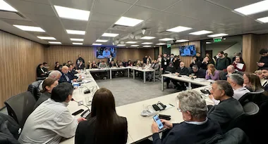 El peronismo citará a Lamelas al Congreso, la CALF denunció el apriete de la embajada de EEUU y defendió la “autonomía” tecnológica del país