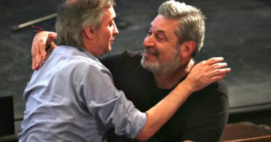 Víctor Santa María planta la bandera cristinista en territorio de Kicillof y agita la interna del PJ