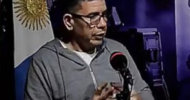 Guillermo Monzón: “El Municipio de Resistencia no genera diálogo ni atiende los reclamos vecinales” Guillermo Monzón: “El Municipio de Resistencia no genera diálogo ni atiende los reclamos vecinales”