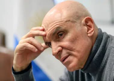 Procesaron a José Luis Espert por lavado de dinero, le prohibieron salir del país y embargaron sus bienes Procesaron a José Luis Espert por lavado de dinero, le prohibieron salir del país y embargaron sus bienes