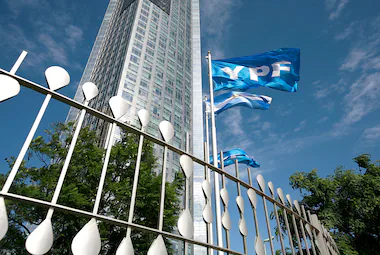 Sin comida para los buitres: la jueza Preska cerró la demanda por la estatización de YPF
