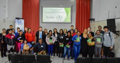 Fontana: Inicio de Curso de Creación de Contenidos Digitales y Conocimientos en Redes Sociales