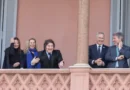 Milei reunió a su gabinete en medio del silencio por la derrota de Flávio BolsonaroEl Presidente solo republicó un posteo de X crítico del voto de los “zurdos” en Brasil Milei reunió a su gabinete en medio del silencio por la derrota de Flávio BolsonaroEl Presidente solo republicó un posteo de X crítico del voto de los “zurdos” en Brasil